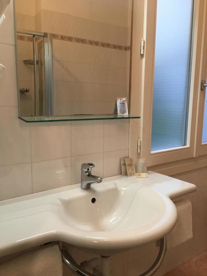 Hotel Del Golfo Laigueglia Eksteriør bilde